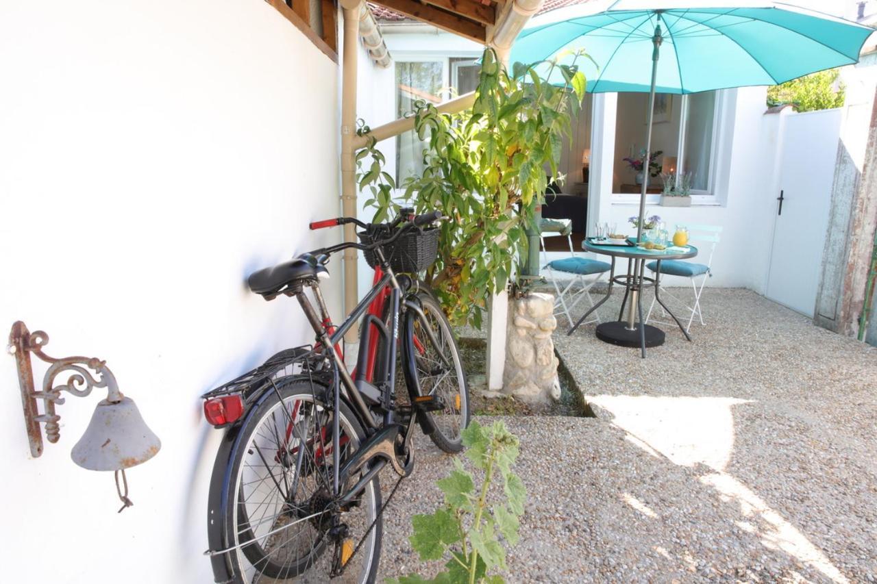 La Venelle De Jericho Bed & Breakfast La Rochelle  Bagian luar foto